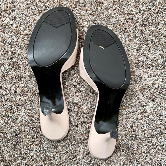 Bandolino Light Pink Rose Kitten Heel Sandal Ribbon Bow Accent - Picture 5 of 8